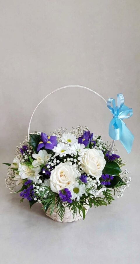 Cesta flor nacimiento niño